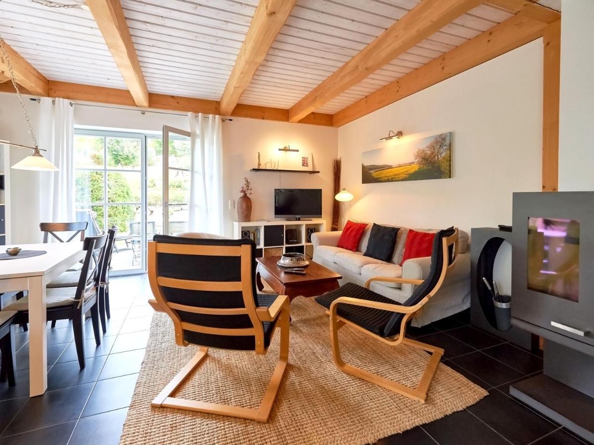 Fachwerkhaeuser Seedorf - Haushaelfte "Sophie Charlott" Mit Kamin Und Terrasse Seedorf (Rugen) Exterior foto