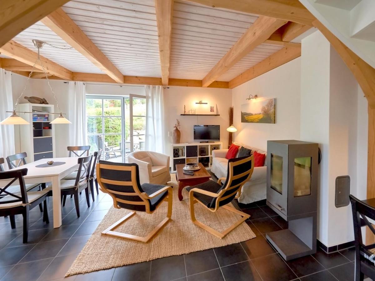 Fachwerkhaeuser Seedorf - Haushaelfte "Sophie Charlott" Mit Kamin Und Terrasse Seedorf (Rugen) Exterior foto