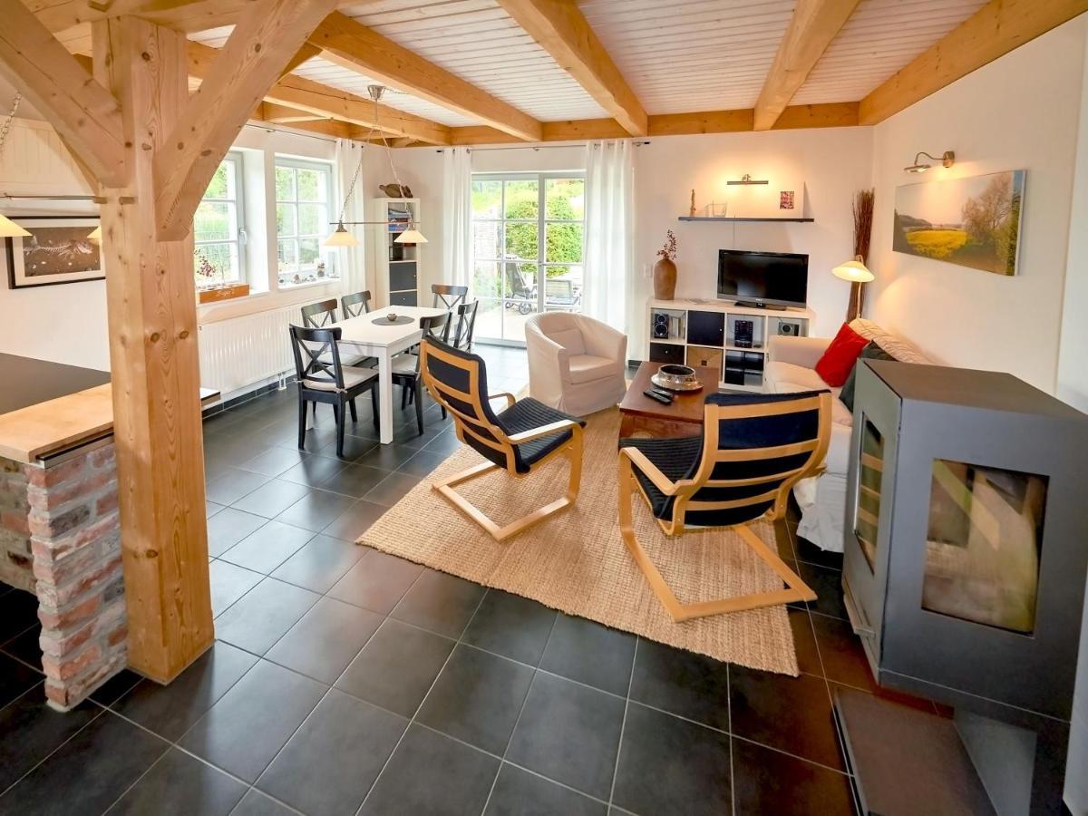 Fachwerkhaeuser Seedorf - Haushaelfte "Sophie Charlott" Mit Kamin Und Terrasse Seedorf (Rugen) Exterior foto