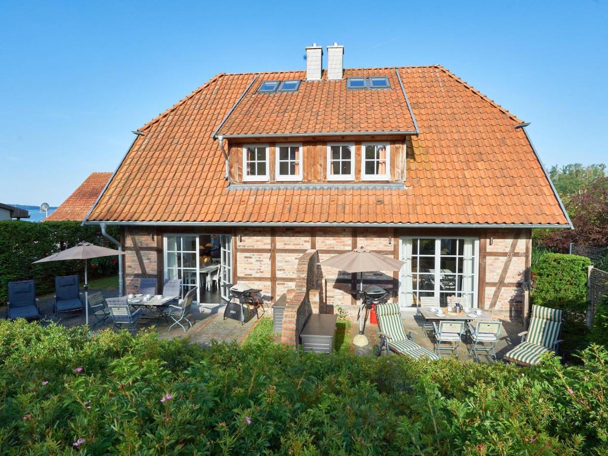 Fachwerkhaeuser Seedorf - Haushaelfte "Sophie Charlott" Mit Kamin Und Terrasse Seedorf (Rugen) Exterior foto