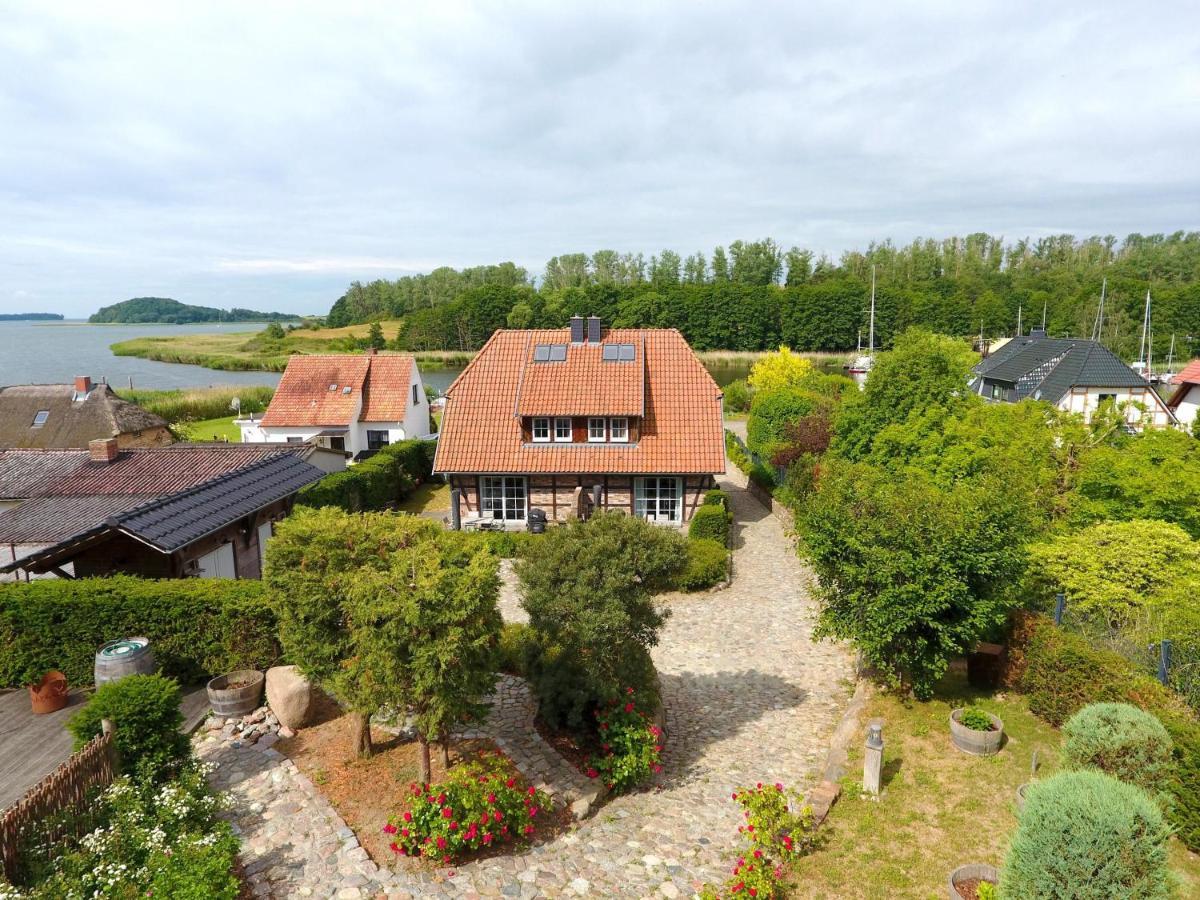 Fachwerkhaeuser Seedorf - Haushaelfte "Sophie Charlott" Mit Kamin Und Terrasse Seedorf (Rugen) Exterior foto