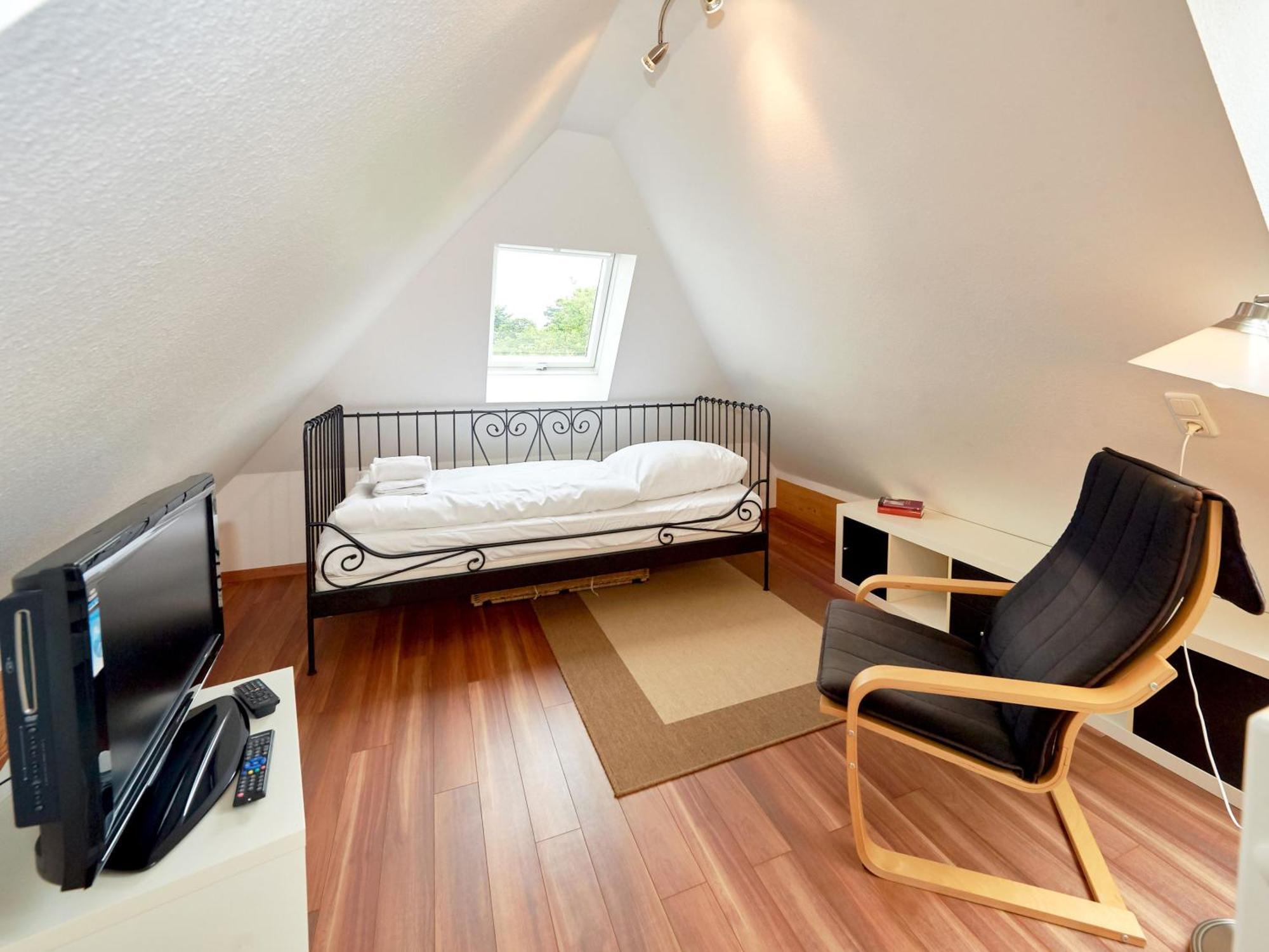 Fachwerkhaeuser Seedorf - Haushaelfte "Sophie Charlott" Mit Kamin Und Terrasse Seedorf (Rugen) Exterior foto